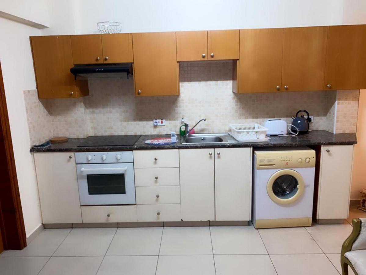 Larnaca Beach Apartment Exterior photo