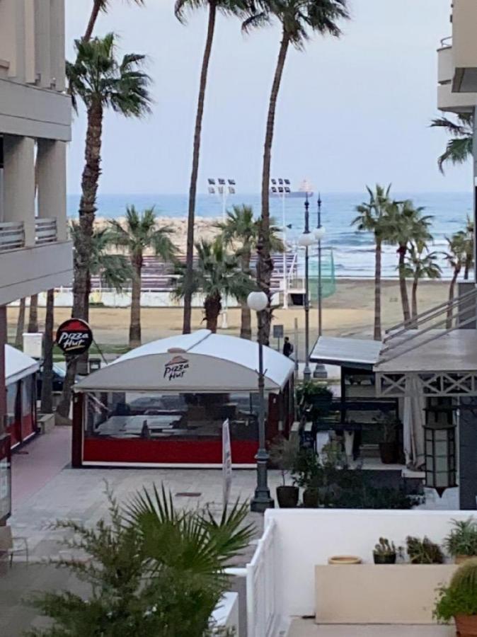Larnaca Beach Apartment Exterior photo